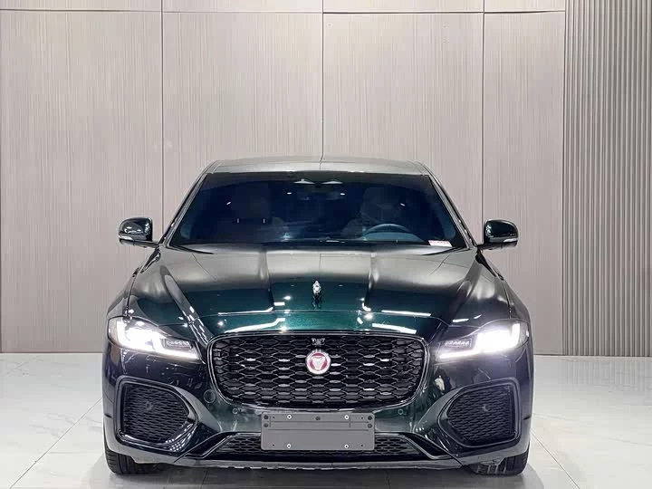 Jaguar XFL