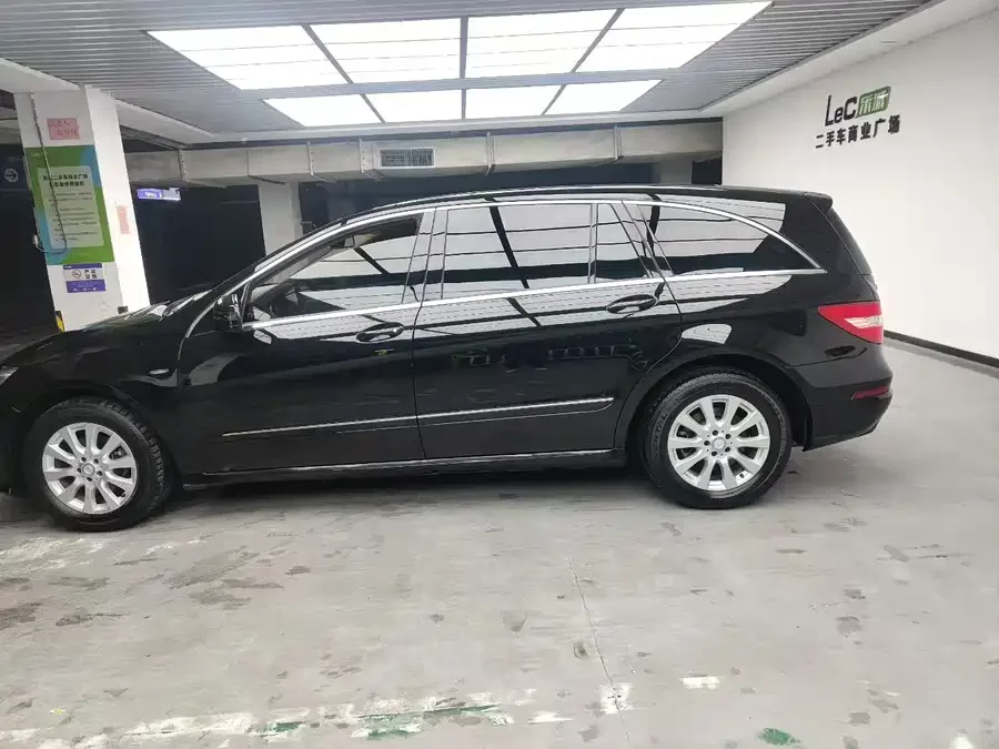 Mercedes Benz R-rated