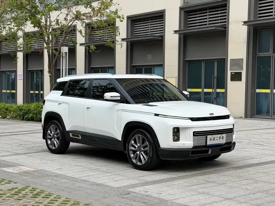 Geely ICON