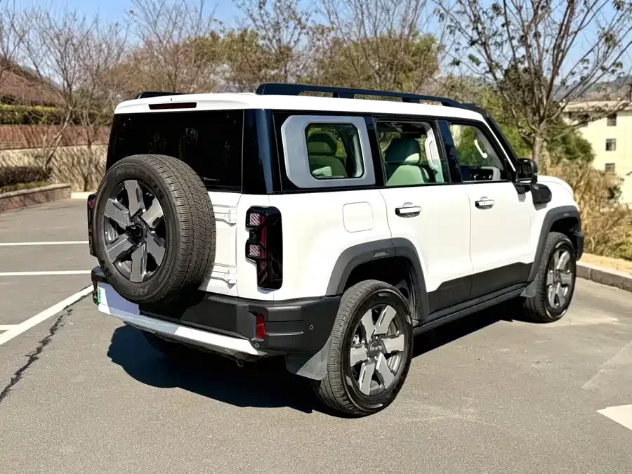 BAIC BJ40