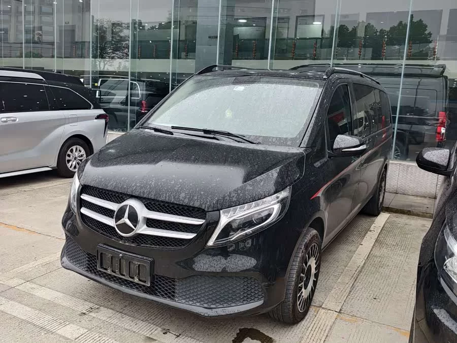 Mercedes Benz Vito
