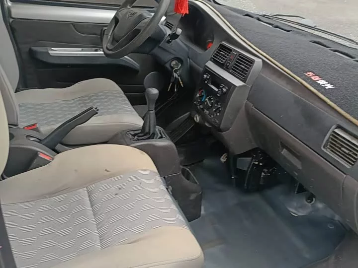 Wuling Rongguang light truck