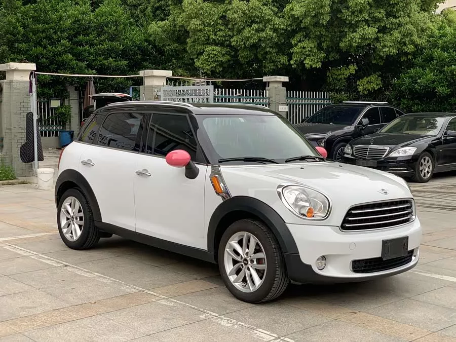 MINI COUNTRYMAN