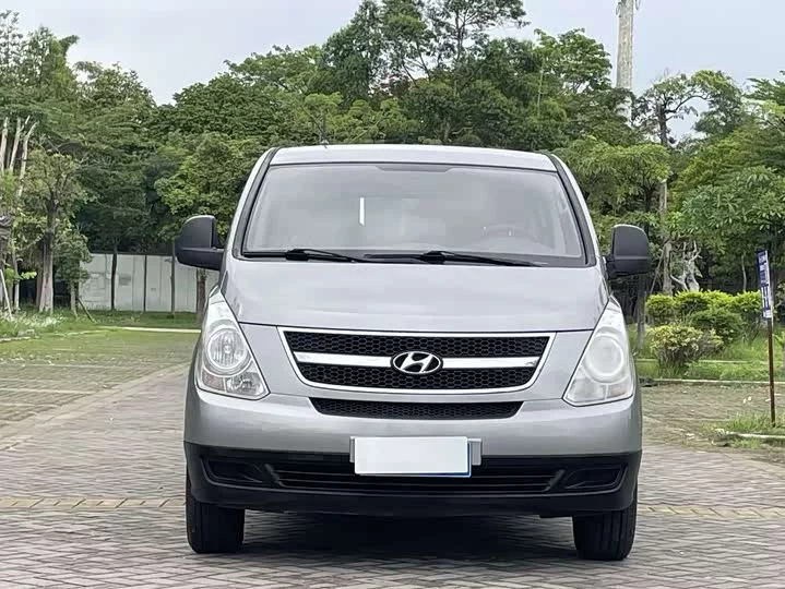 Hyundai H-1 Huiyi