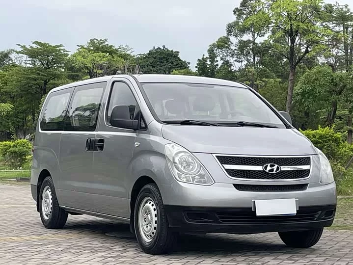 Hyundai H-1 Huiyi