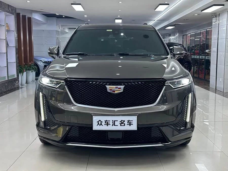 Cadillac XT6