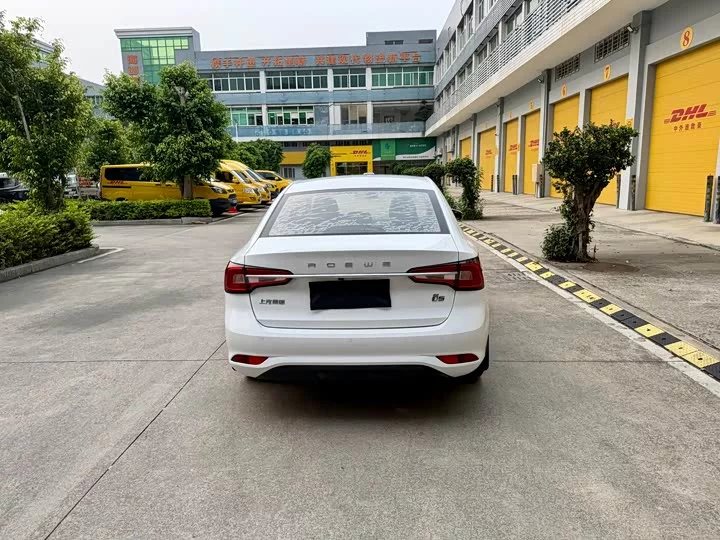 Roewe i5