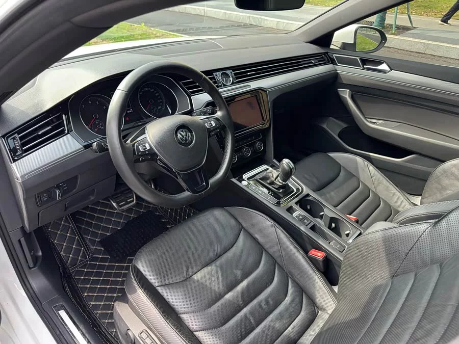 Volkswagen FAW- CC