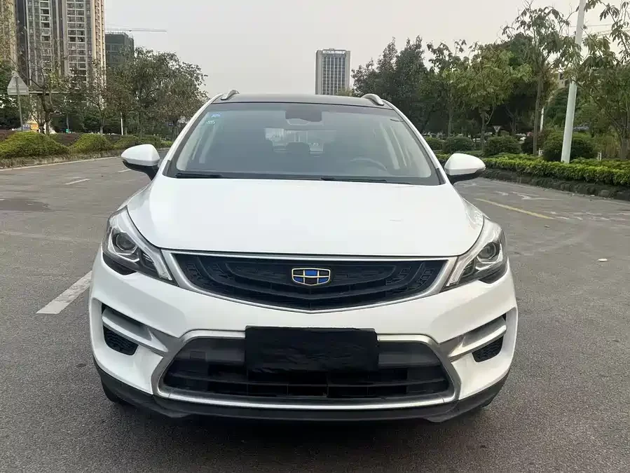 Geely Emgrand GS