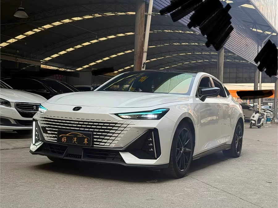 Changan UNI-V