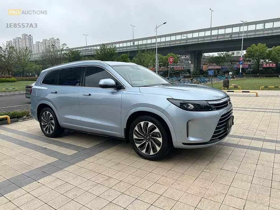 AITO Wenjie M7