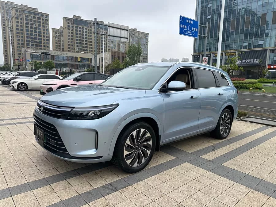 AITO Wenjie M7