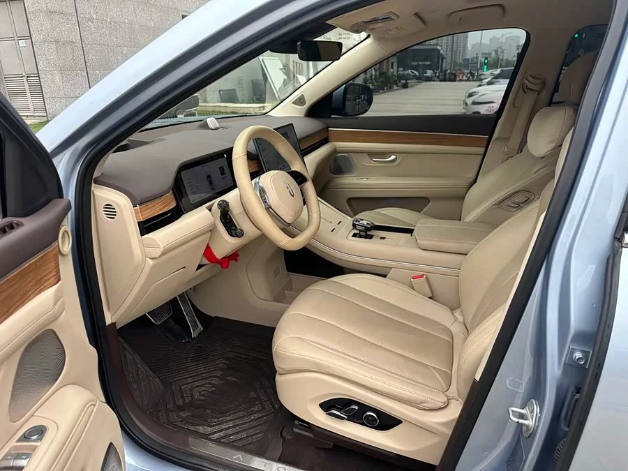 AITO Wenjie M7