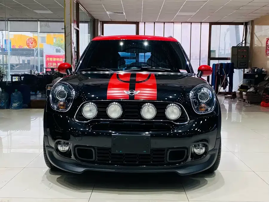 MINI JCW COUNTRYMAN