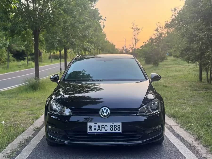 Volkswagen golf