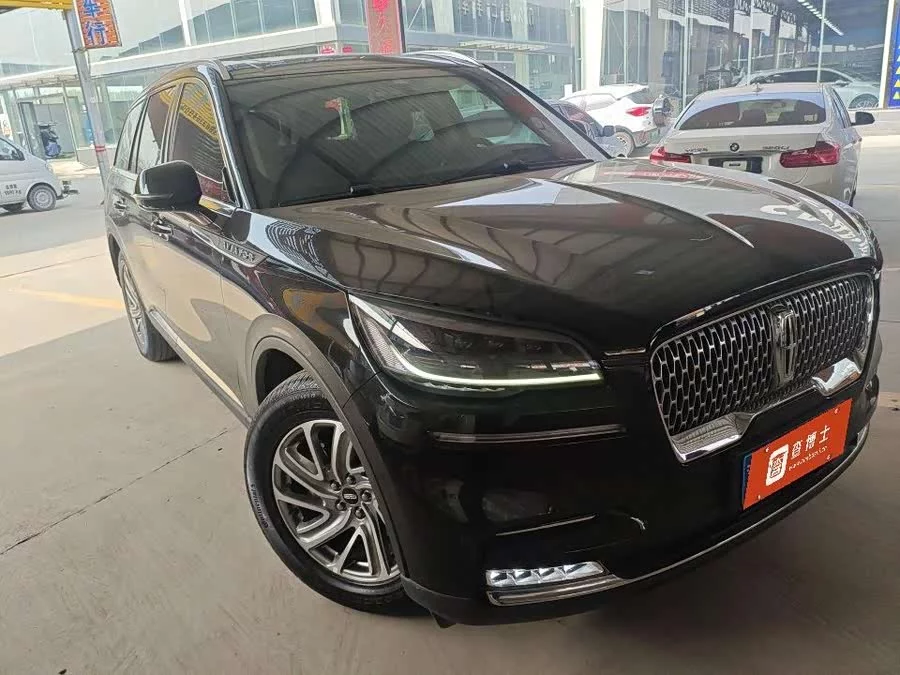Lincoln Aviator