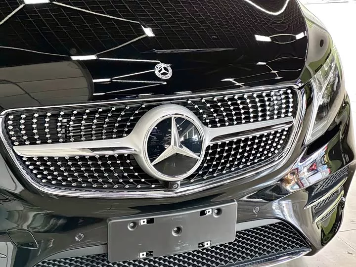 Mercedes-Benz Class V