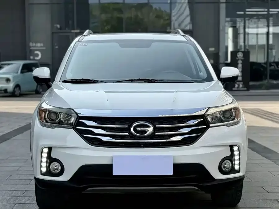 GAC Trumpchi GS4