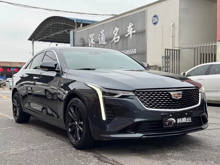 Cadillac CT4