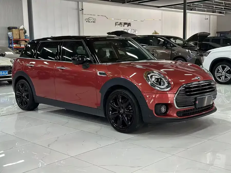 MINI CLUBMAN
