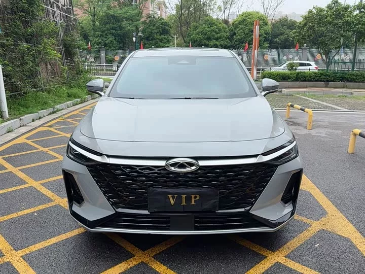 Chery Arrizo 8