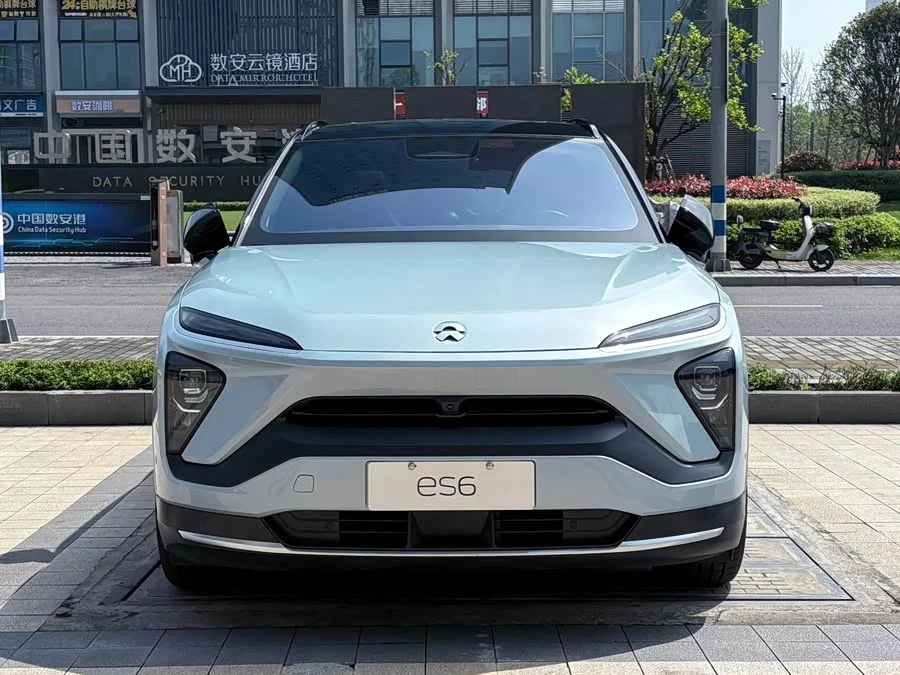 NIO ES6