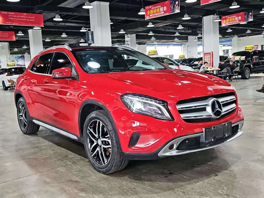 Mercedes Benz GLA