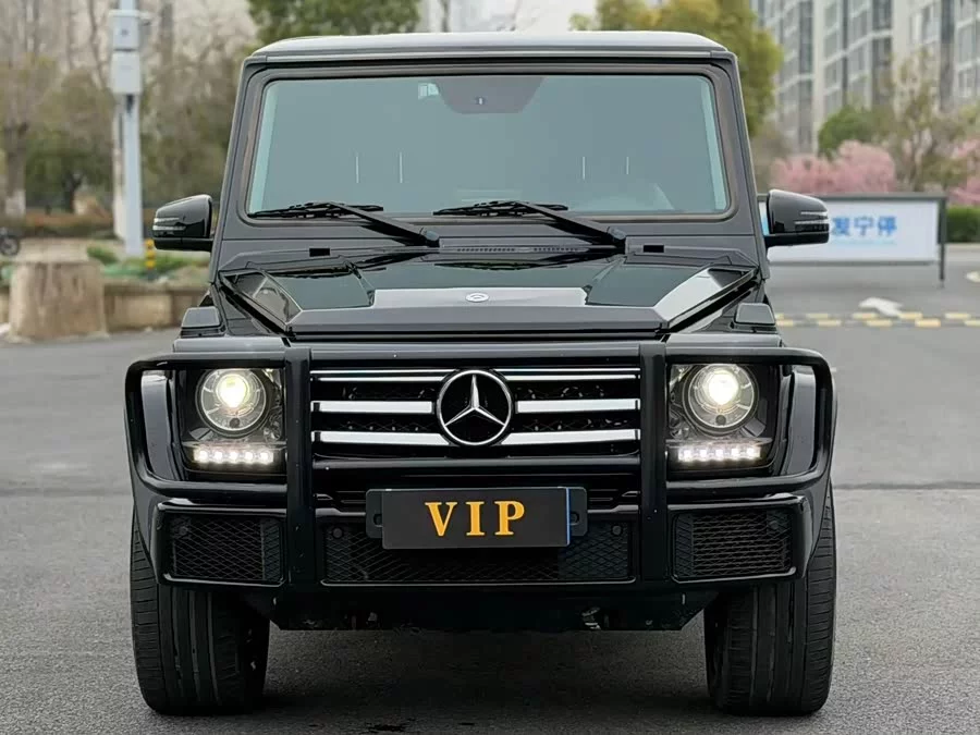 Mercedes Benz G-rated