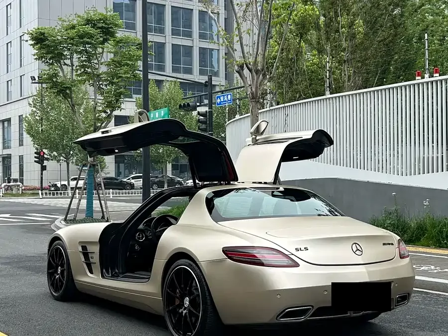 Mercedes Benz SLS-Class AMG
