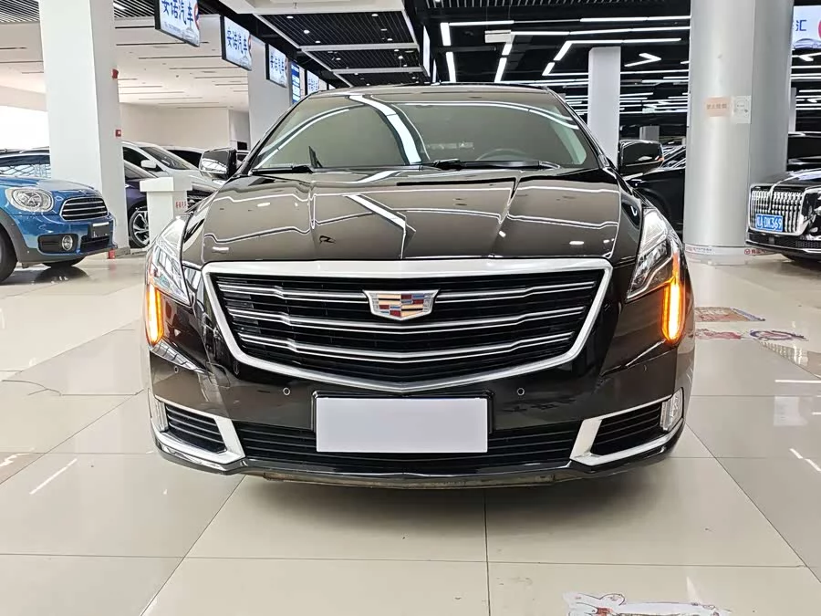 Cadillac XTS