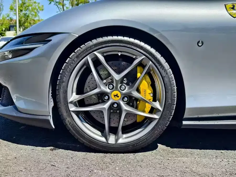 Ferrari Roma