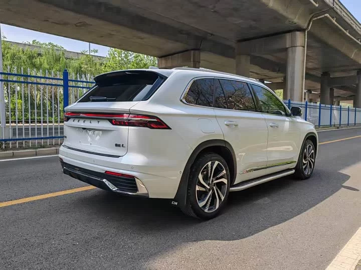 Geely Xingyue L