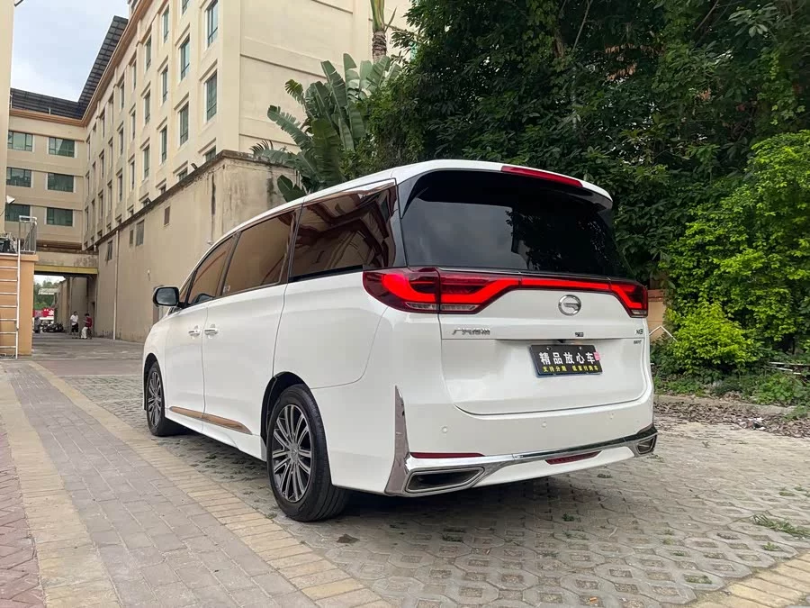 GAC Trumpchi M8