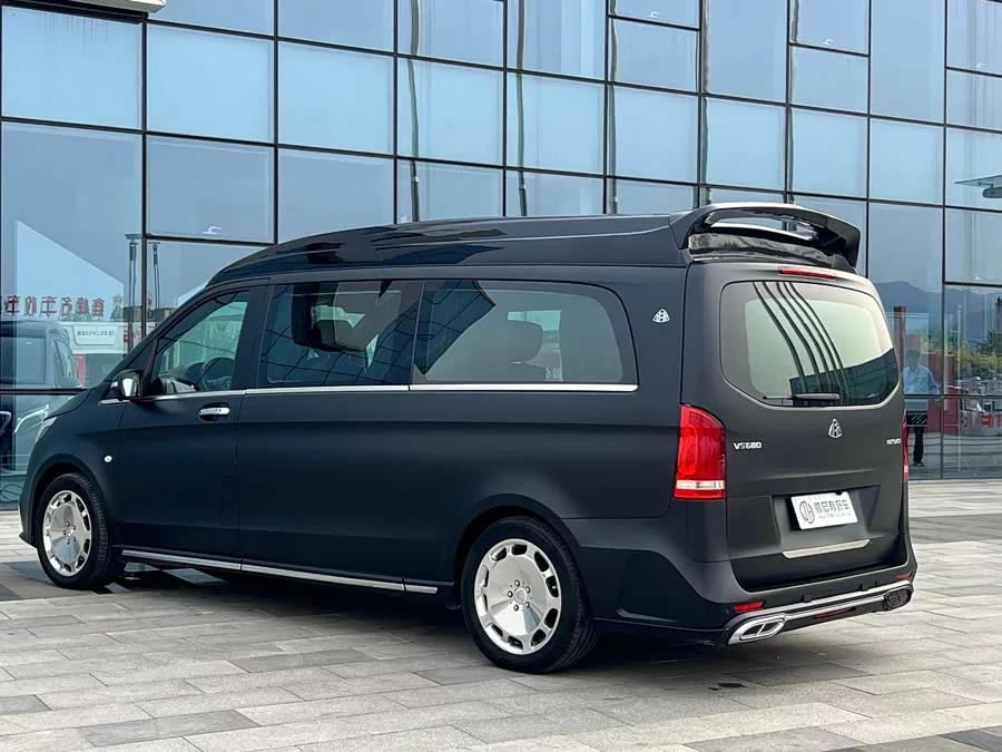 Mercedes Benz Vito