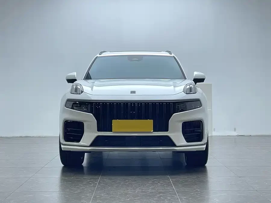 Lynk & Co 09 EM-P