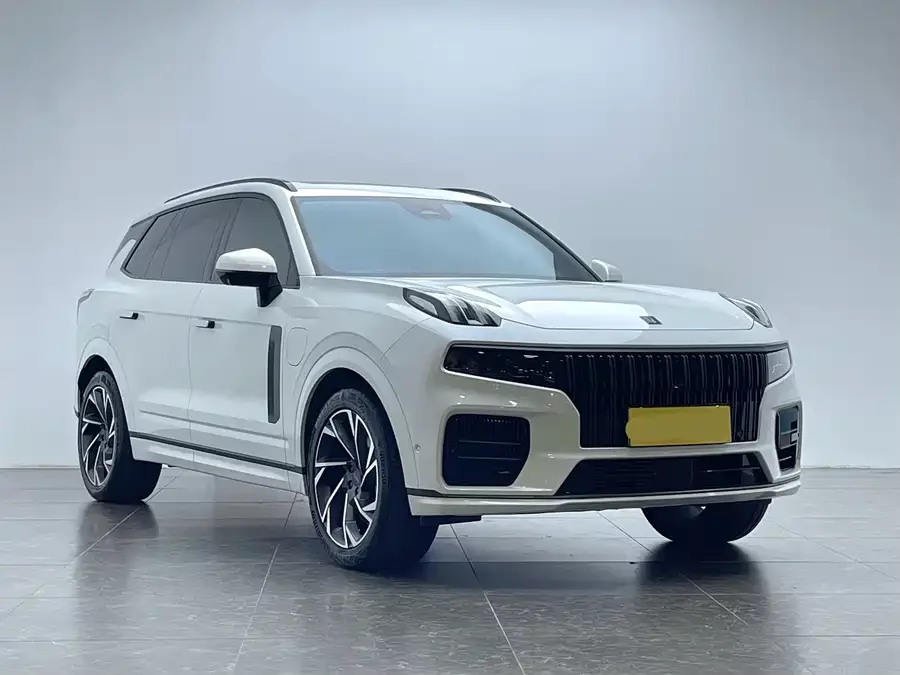 Lynk & Co 09 EM-P