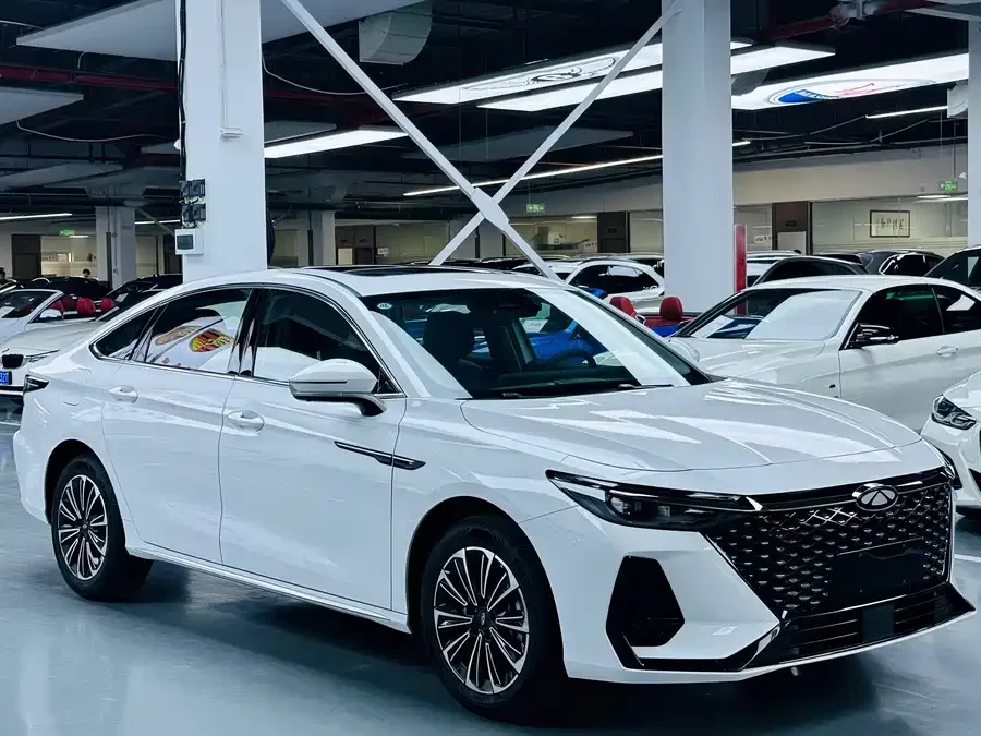 Chery Fengyun A8