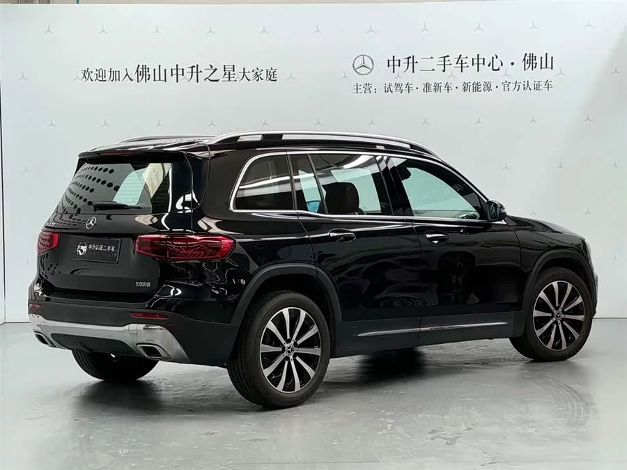 Mercedes Benz GLB