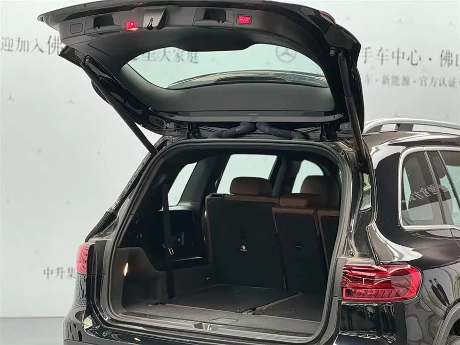 Mercedes Benz GLB