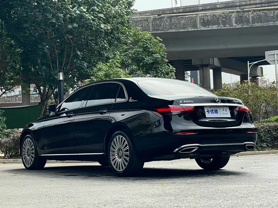 Mercedes Benz E-Class