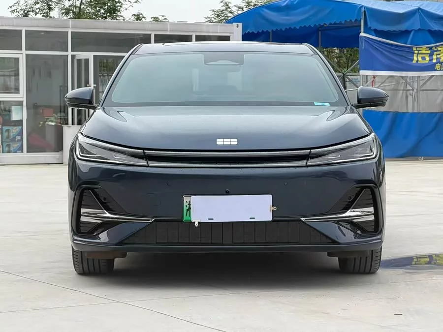 Geely Galaxy A7 EM