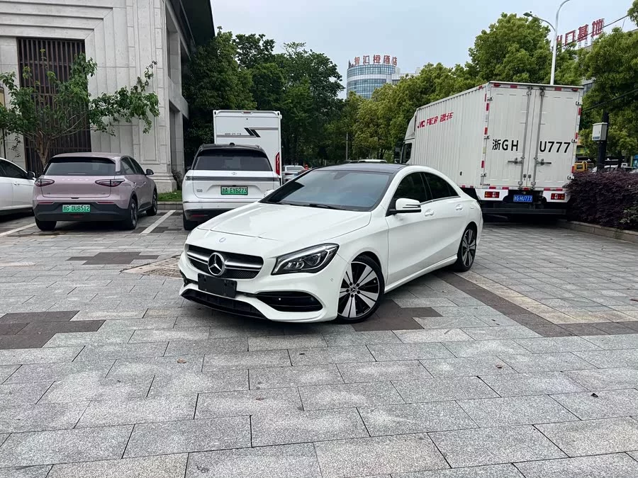 Mercedes-Benz CLA