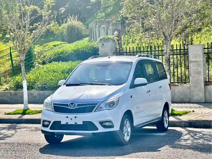 BAIC H2