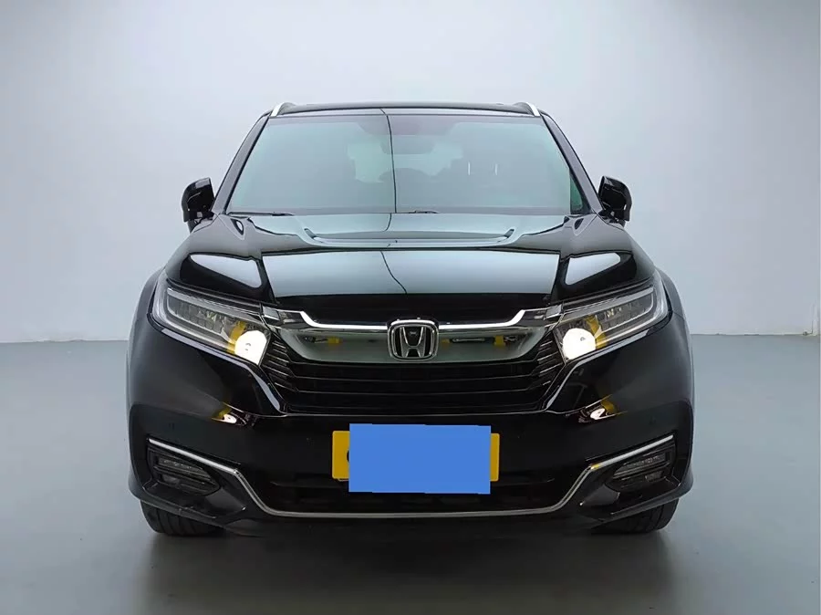 Honda Crown Road