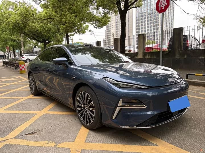 Geely Galaxy Star 8
