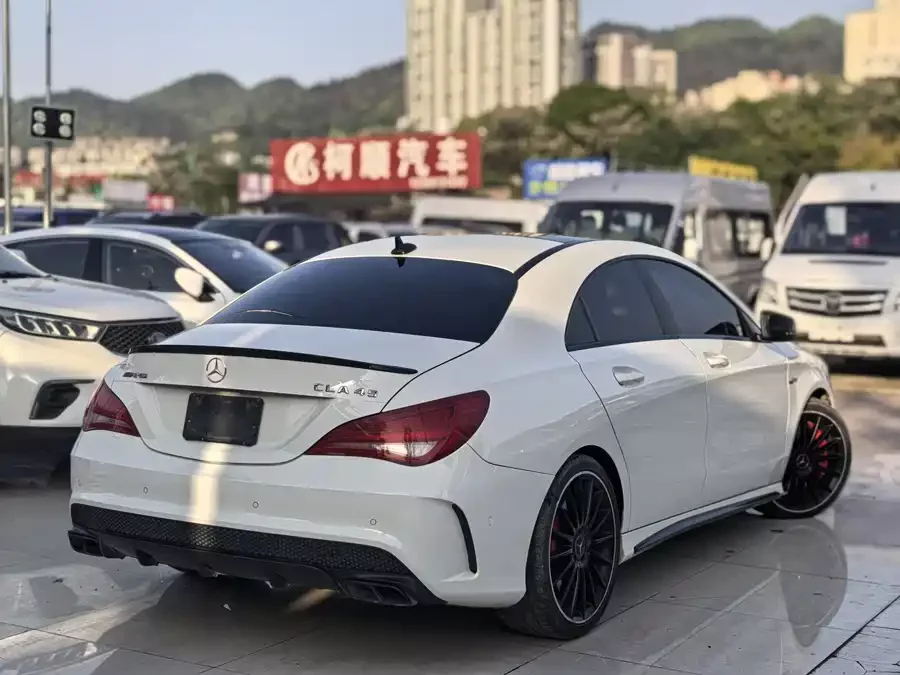 Mercedes Benz CLA AMG