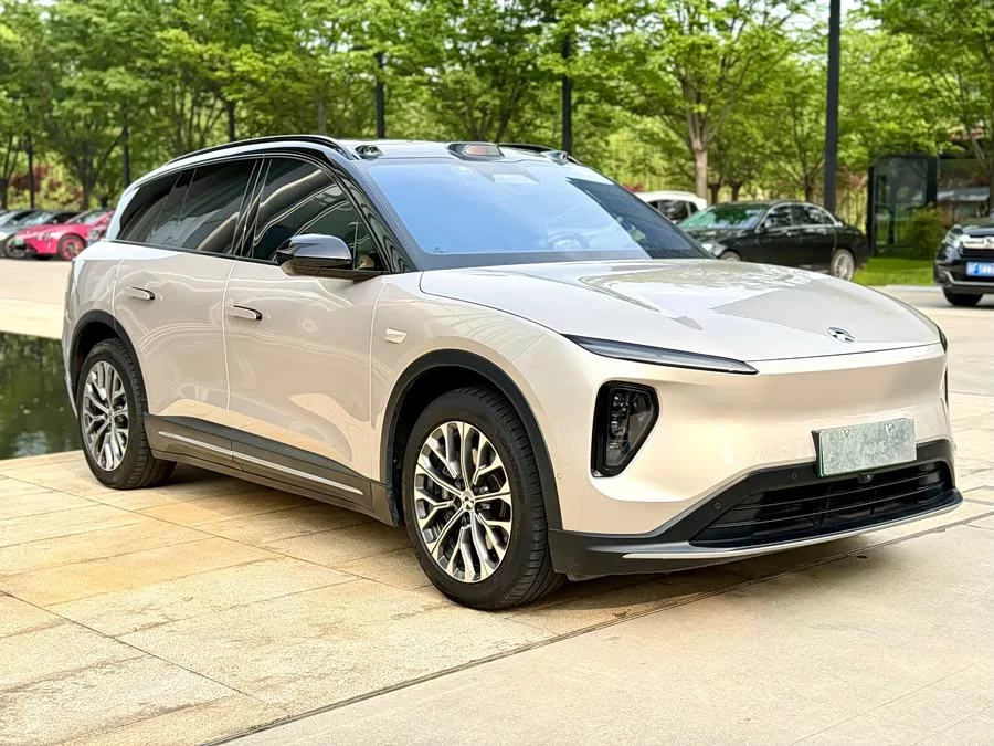 NIO ES6