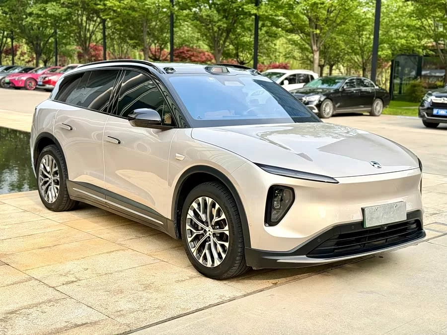 NIO ES6