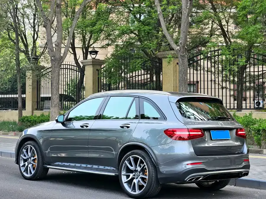 Mercedes Benz GLC AMG