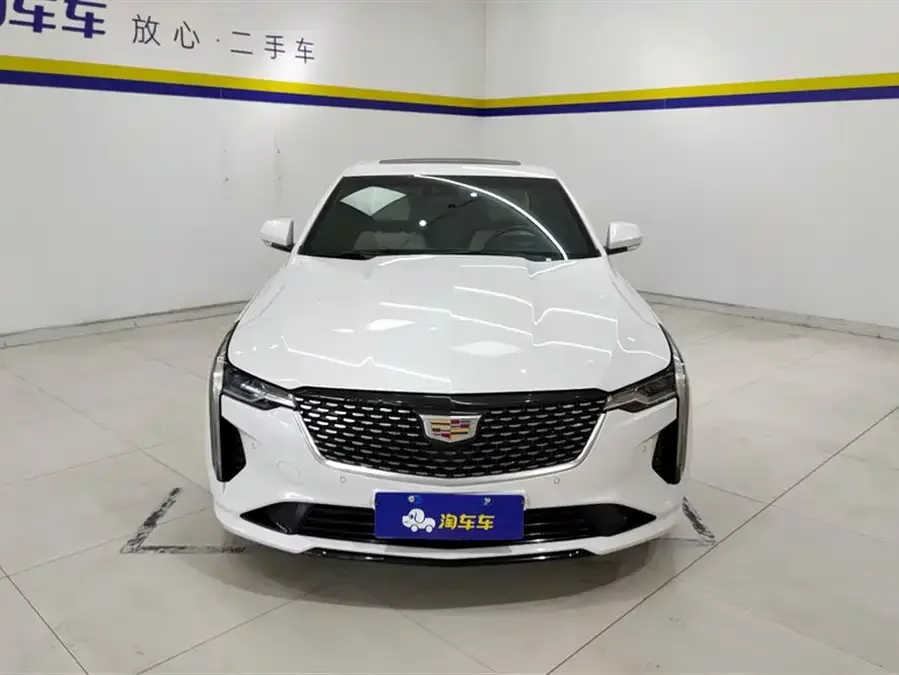 Cadillac CT4